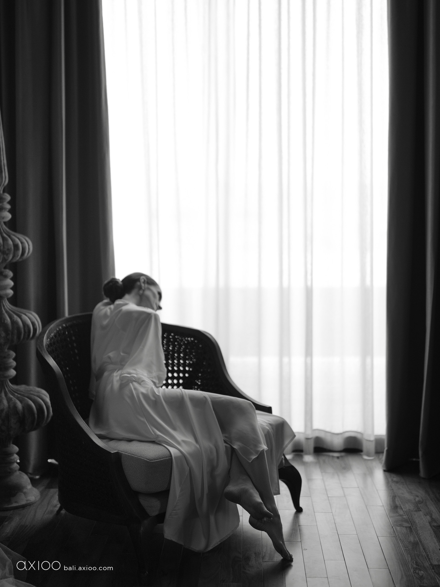 Axioo: Beyond The Spotlight